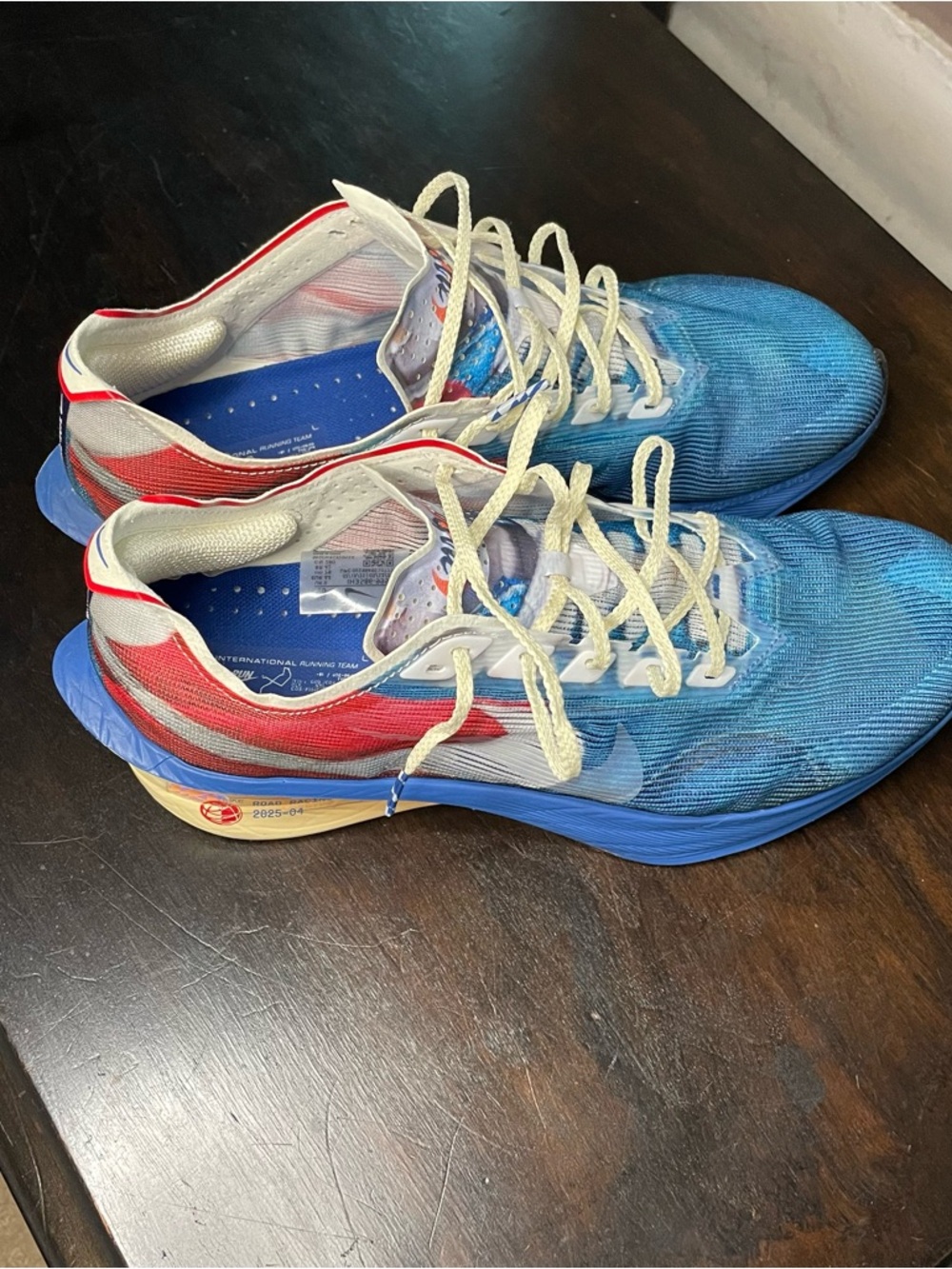 Nike Vaporfly 04 Running Shoes - Picture 2 of 6